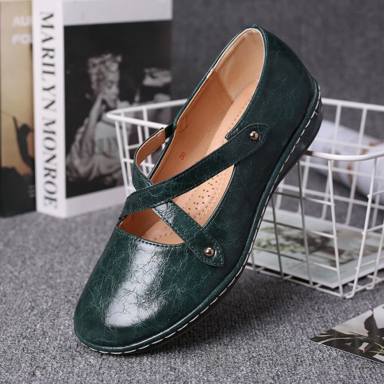 Women Cross Strap Solid Color Casual Comfy Flats